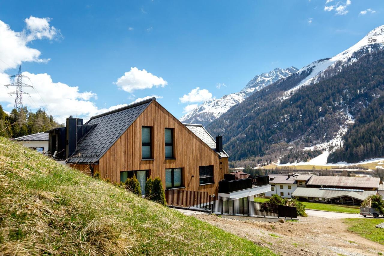 Der Wolf -Suiten Sankt Anton am Arlberg Exterior photo